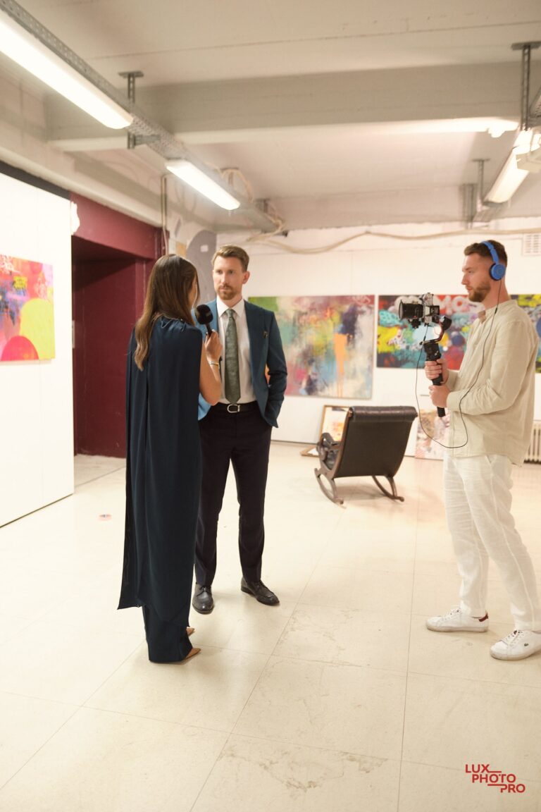 10 men with vision project